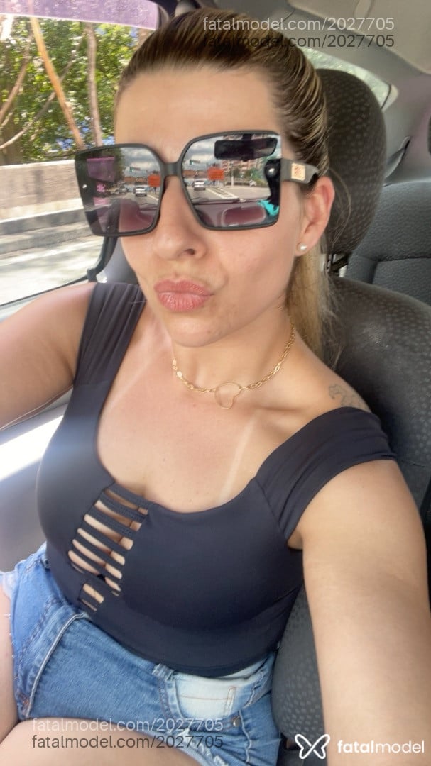 Acompanhante mulher loira (o) de olhos mel em São Bernardo do Campo - Raffaella Meirelle