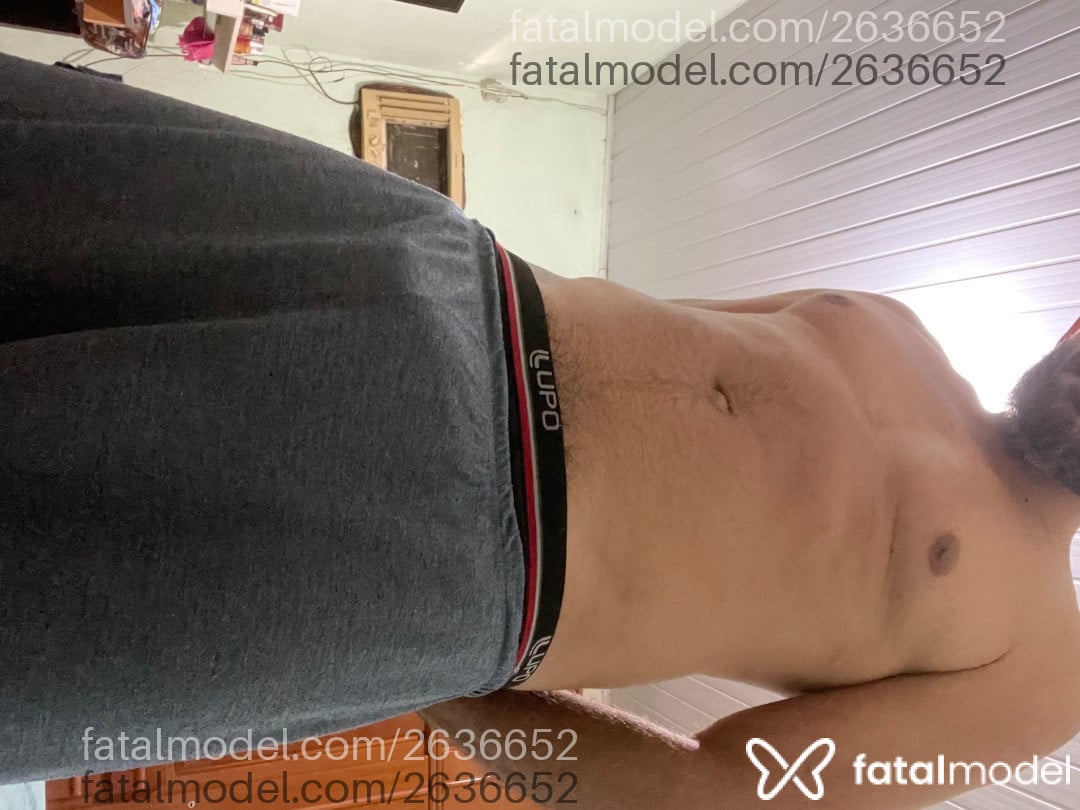 Acompanhante homem com cabelo grisalho de olhos pretos em Porto Velho - Kelvinbrother
