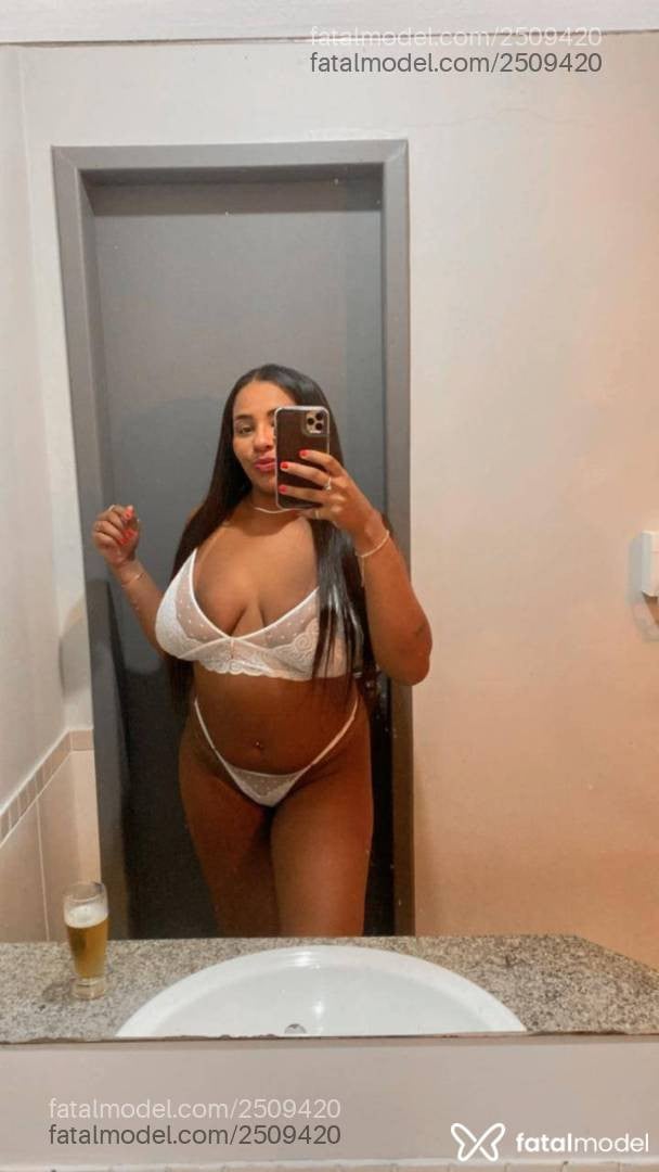 Acompanhante mulher morena (o) de olhos castanhos - Leandra Ribeiro