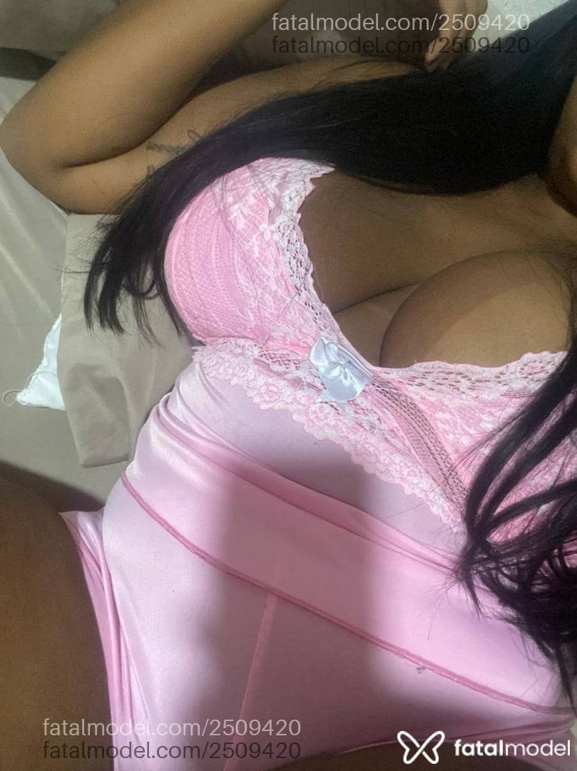 Acompanhante mulher morena (o) de olhos castanhos em Paranaíba - Leandra Ribeiro