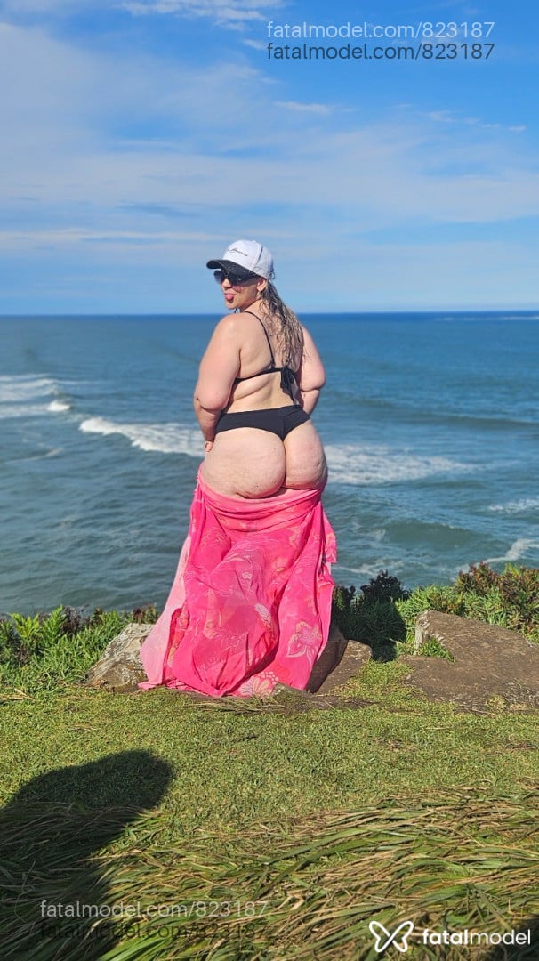 Acompanhante mulher loira (o) de olhos verdes em Caxias do Sul - Carina Serra