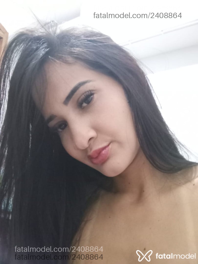 Acompanhante mulher morena (o) de olhos pretos em Rio de Janeiro - Michele Almeida