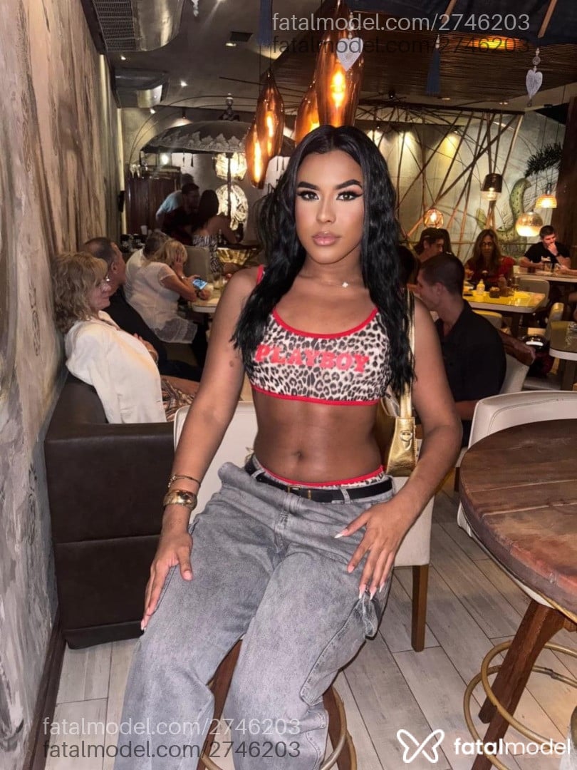Acompanhante mulher trans morena (o) de olhos castanhos em Rio de Janeiro - Bella Ancelotti