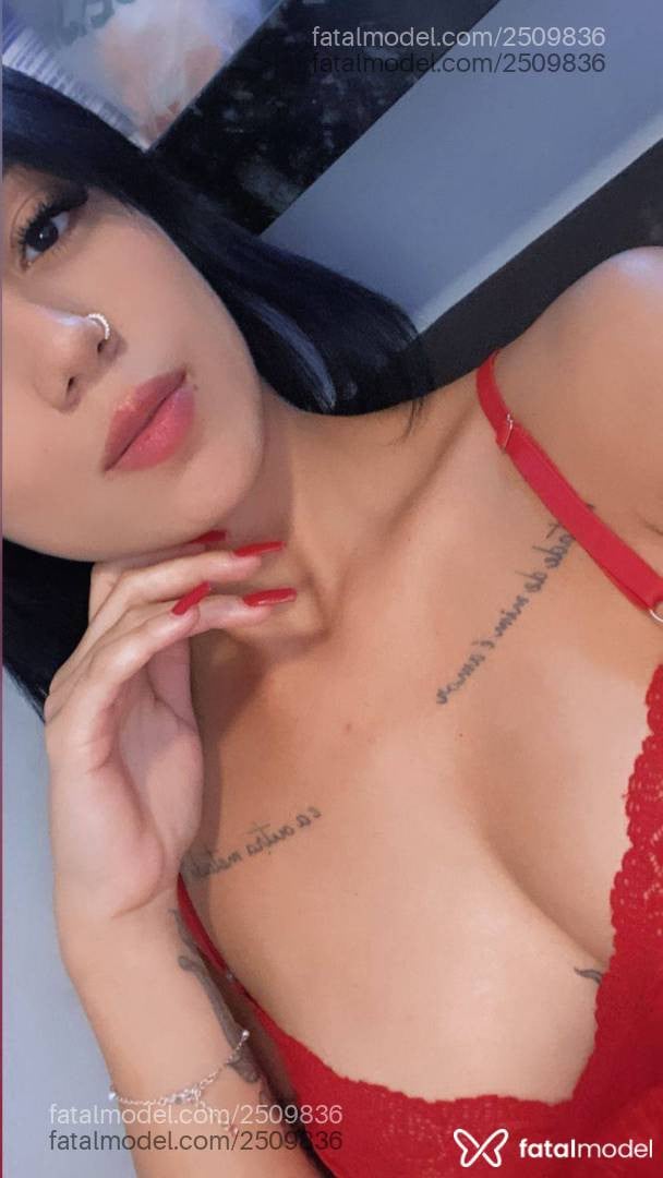 Acompanhante mulher morena (o) de olhos castanhos - Alana