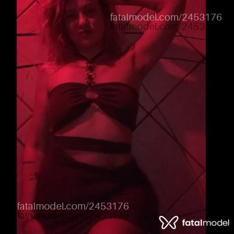 Acompanhante mulher loira (o) de olhos mel em Balneário Camboriú - Thayse Valverde