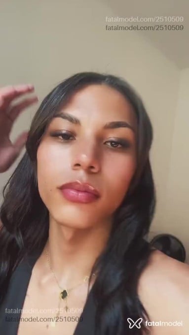 Acompanhante mulher trans com cabelo castanho de olhos castanhos em Descalvado - Emily