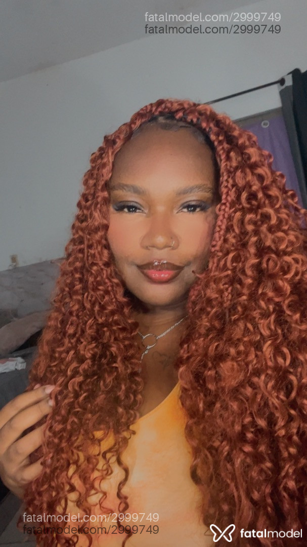 Acompanhante mulher ruiva (o) de olhos castanhos em Virtual - Lorenna mores