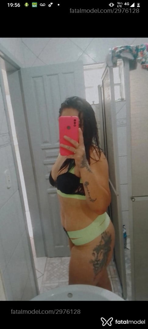 Acompanhante mulher morena (o) de olhos mel em Itapema - Bruna