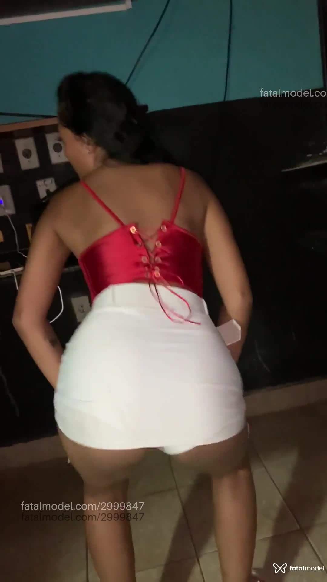 Acompanhante mulher morena (o) de olhos castanhos em Monte Carmelo - Eliza Andrade