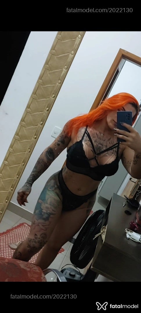 Acompanhante mulher trans ruiva (o) de olhos pretos em Uberlândia - Gabryela