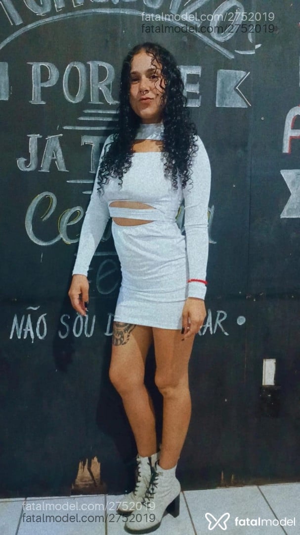 Acompanhante mulher morena (o) de olhos castanhos em Avaré Acompanhante mulher morena (o) de olhos castanhos em Avaré - Victória