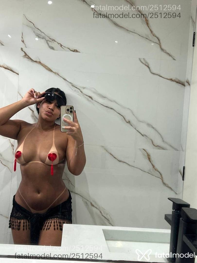 Acompanhante mulher morena (o) de olhos castanhos - Jade Andrade