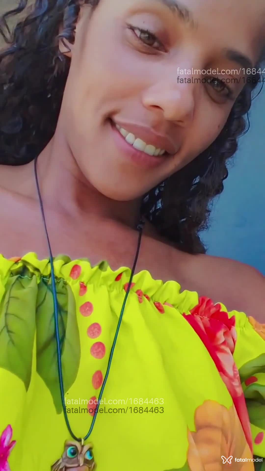 Acompanhante mulher com cabelo castanho de olhos mel em Florianópolis Acompanhante mulher com cabelo castanho de olhos mel em Florianópolis - Dãndárïnhä