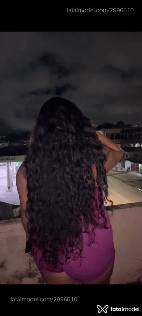Acompanhante mulher com cabelo castanho de olhos castanhos em Manaus Acompanhante mulher com cabelo castanho de olhos castanhos em Manaus - Simões