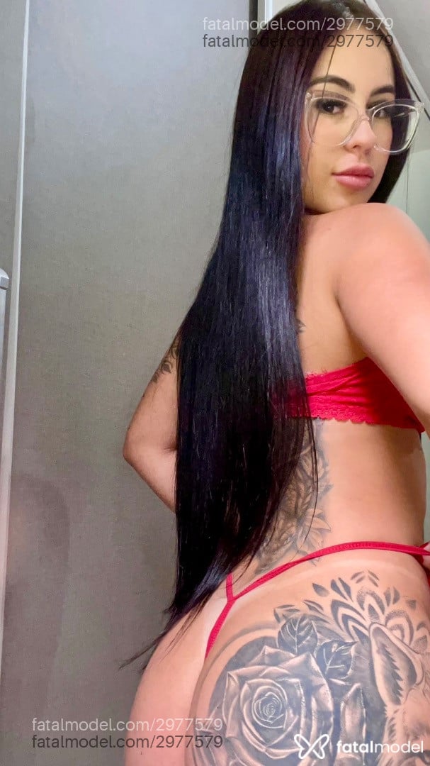 Acompanhante mulher com cabelo castanho de olhos castanhos em Jaraguá do Sul - Amanda