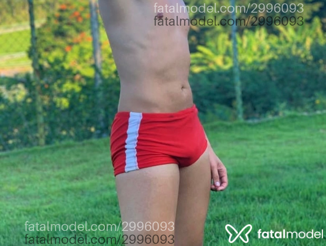 Acompanhante homem com cabelo castanho de olhos castanhos em Virtual Acompanhante homem com cabelo castanho de olhos castanhos em Virtual - Ricardo