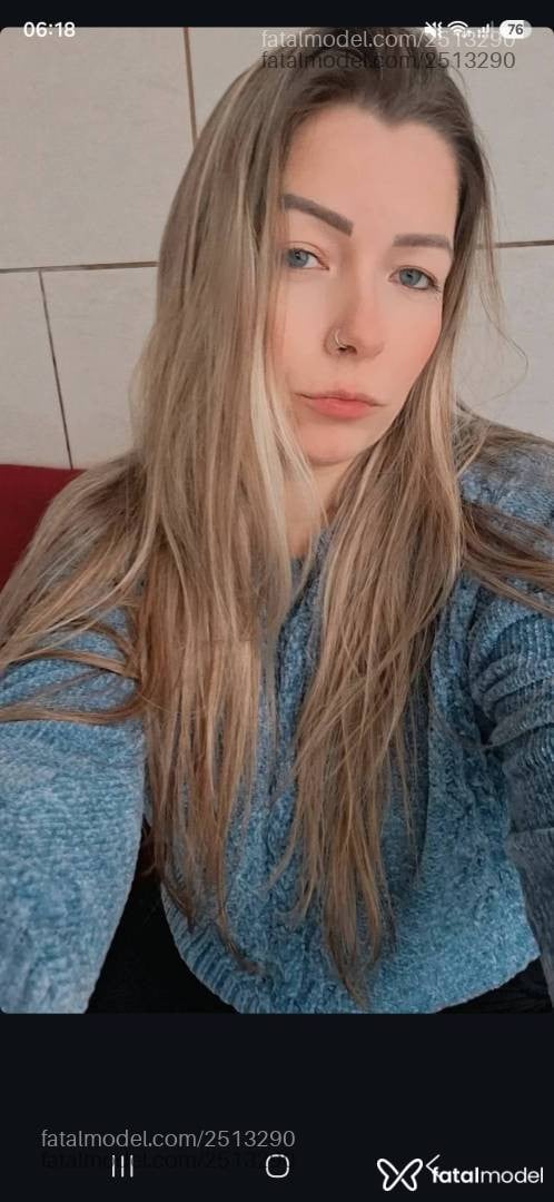 Acompanhante mulher loira (o) de olhos azuis - Loirinhamassagem