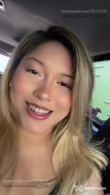 Acompanhante mulher loira (o) de olhos castanhos em São Paulo - Indialoira