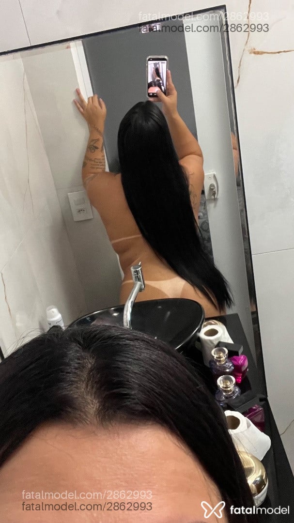 Acompanhante mulher morena (o) de olhos mel - Anna Luz