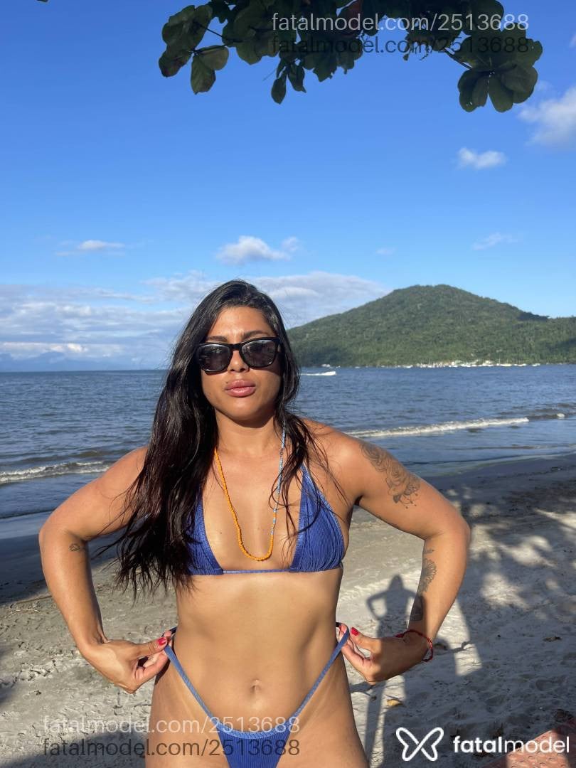 Acompanhante mulher com cabelo castanho de olhos castanhos em Ubatuba - Luiza