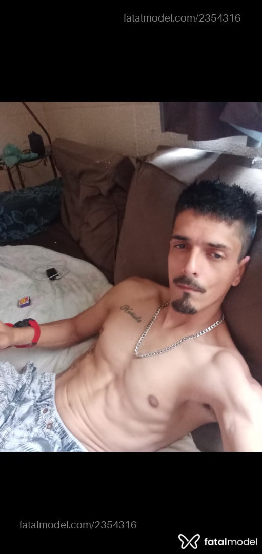 Acompanhante homem morena (o) de olhos pretos em Porto Alegre - Rafael