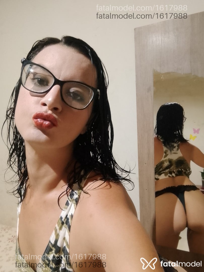 Acompanhante mulher morena (o) de olhos mel em Caldas Novas - Emilly