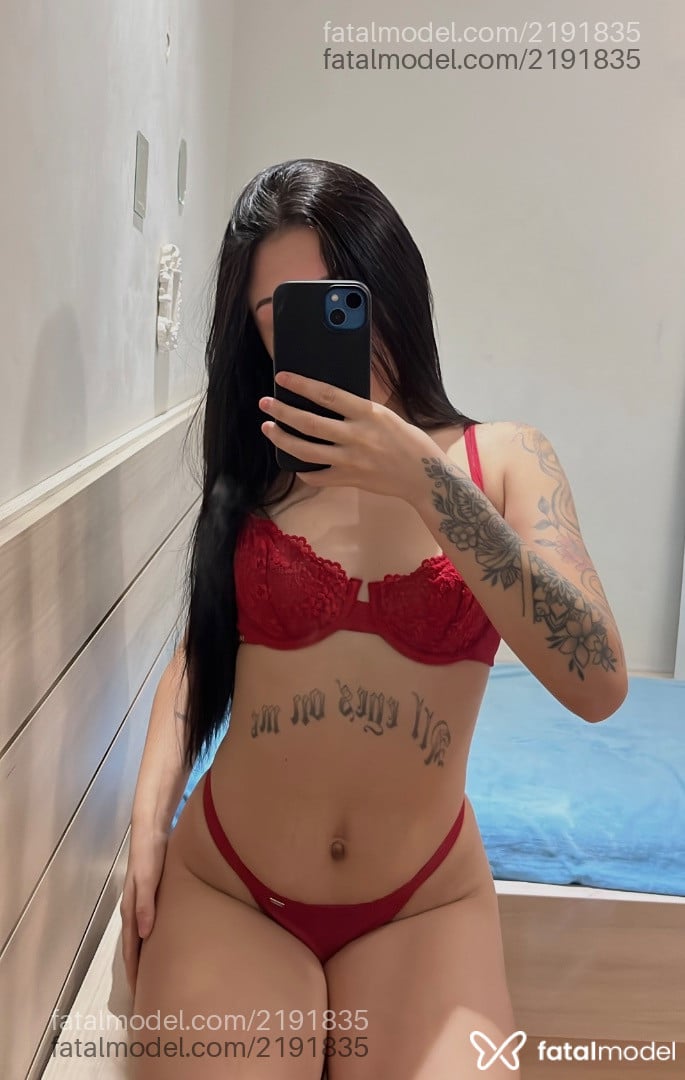 Acompanhante mulher morena (o) de olhos castanhos em Joinville - Bia