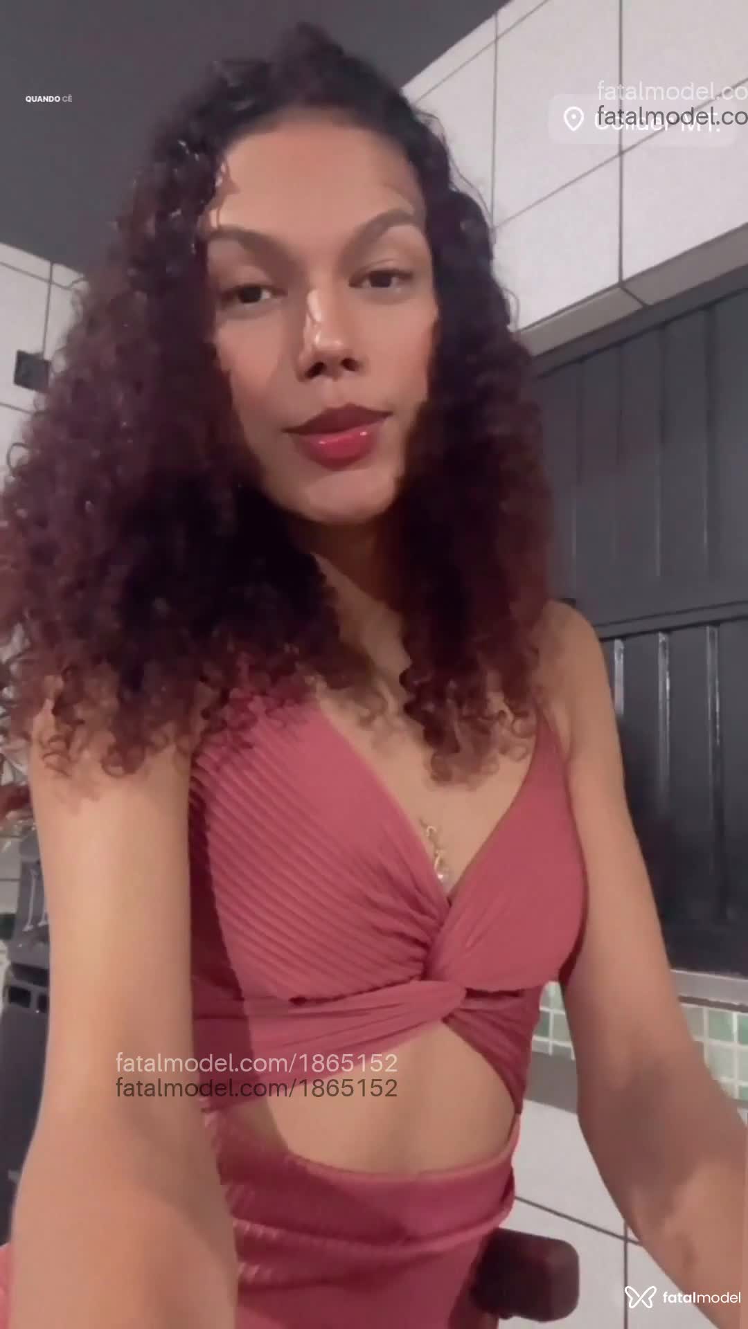 Acompanhante mulher trans morena (o) de olhos pretos em Colíder Acompanhante mulher trans morena (o) de olhos pretos em Colíder - Tainara salgueiro