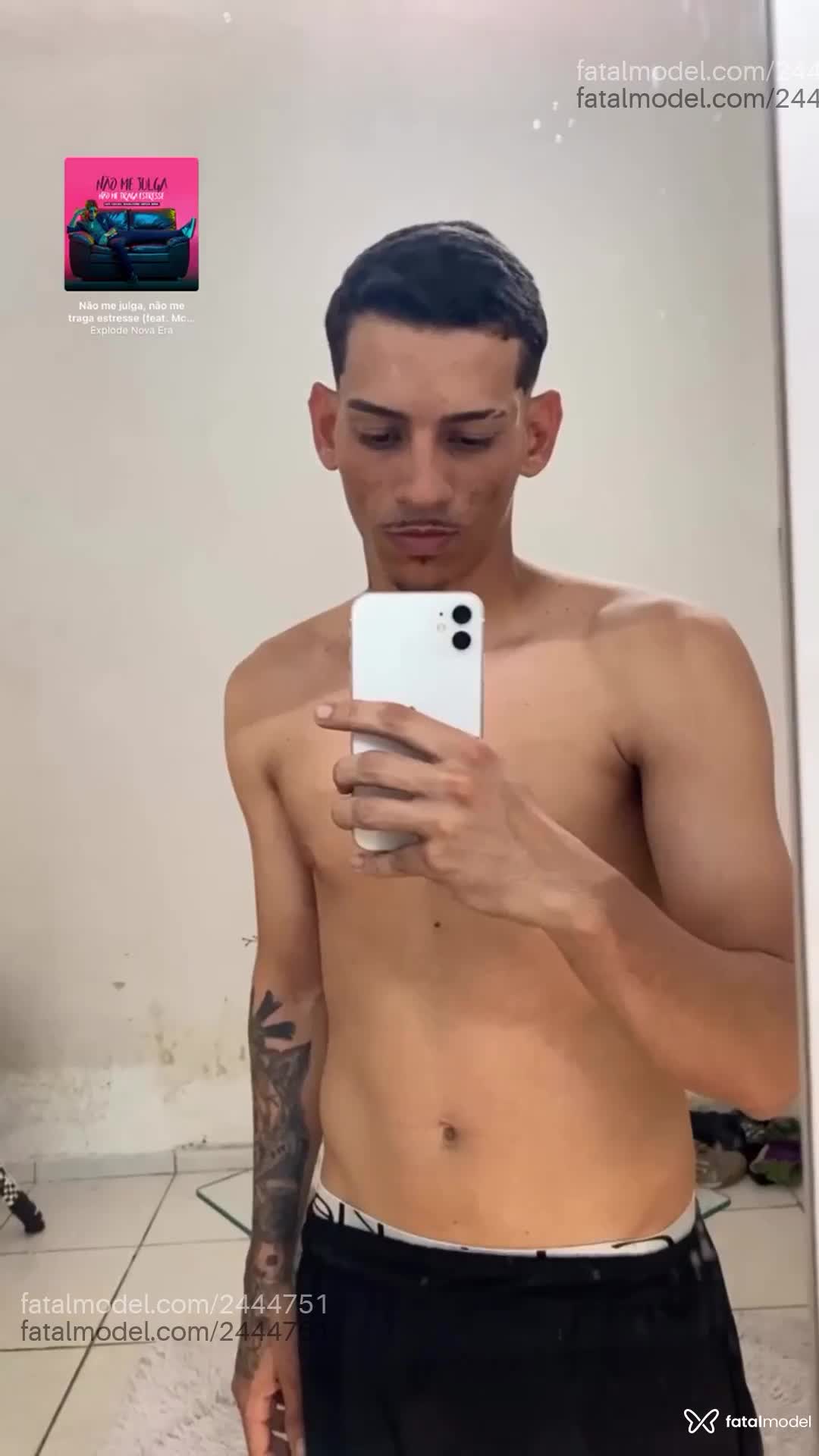 Acompanhante homem com cabelo castanho de olhos castanhos em Virtual - Gabriel