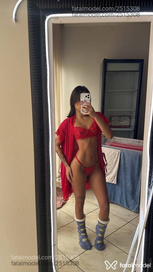 Acompanhante mulher morena (o) de olhos pretos em Chapecó - Mia