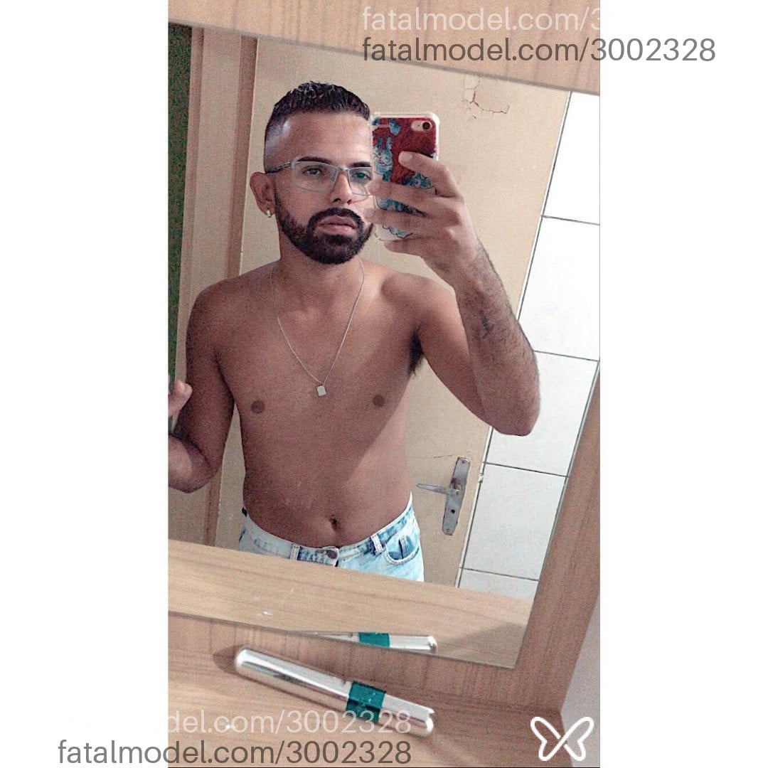 Acompanhante homem morena (o) de olhos pretos em Ubá Acompanhante homem morena (o) de olhos pretos em Ubá - Leoalfena