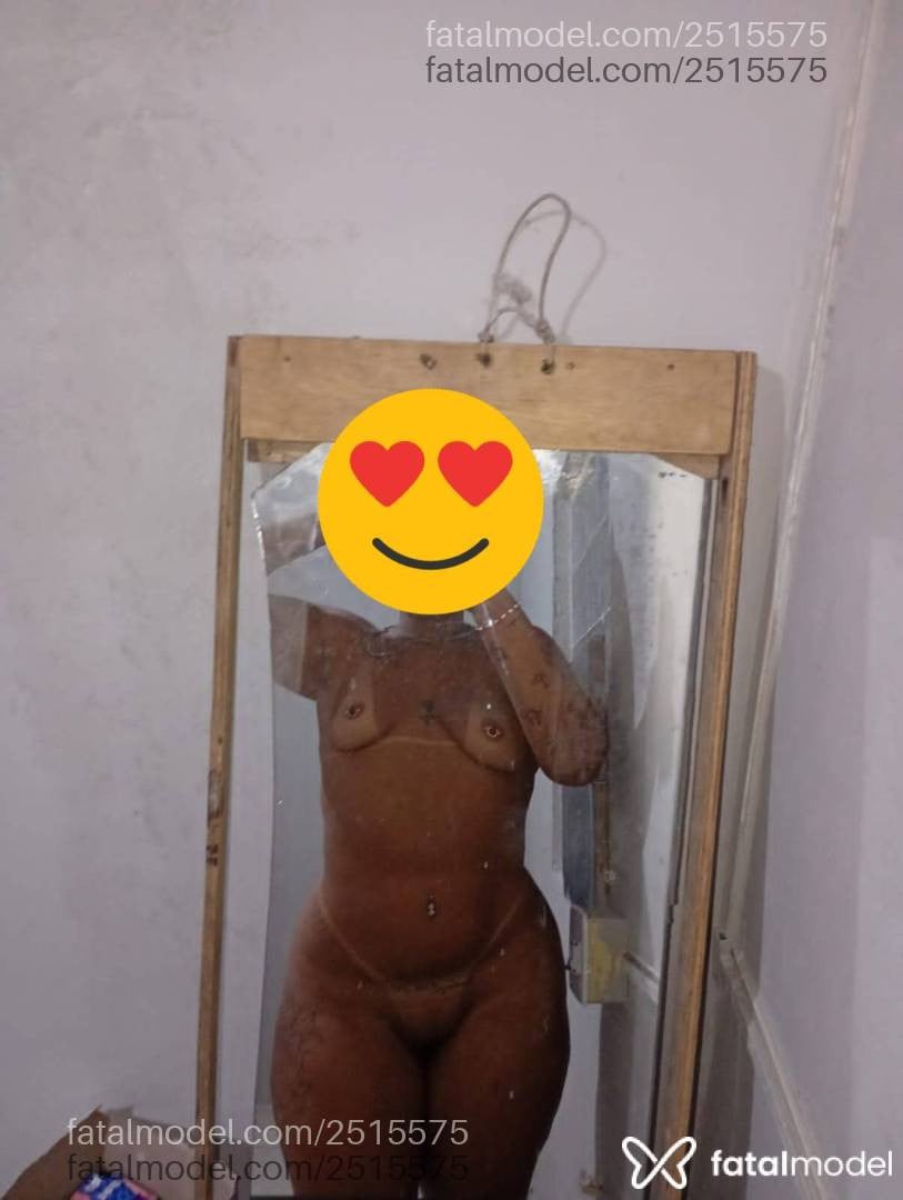 Acompanhante mulher com cabelo castanho de olhos castanhos em Itaguaí - Millenah