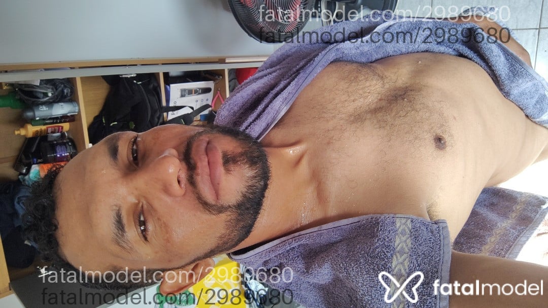 Acompanhante homem morena (o) de olhos castanhos em Olímpia Acompanhante homem morena (o) de olhos castanhos em Olímpia - Genivaldo