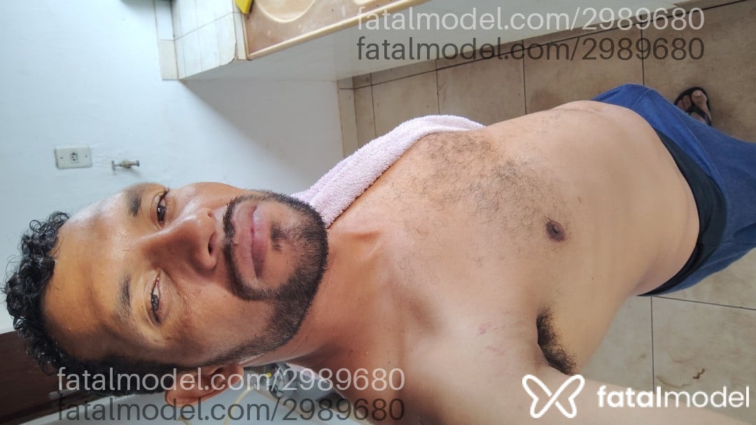 Acompanhante homem morena (o) de olhos castanhos em Olímpia Acompanhante homem morena (o) de olhos castanhos em Olímpia - Genivaldo