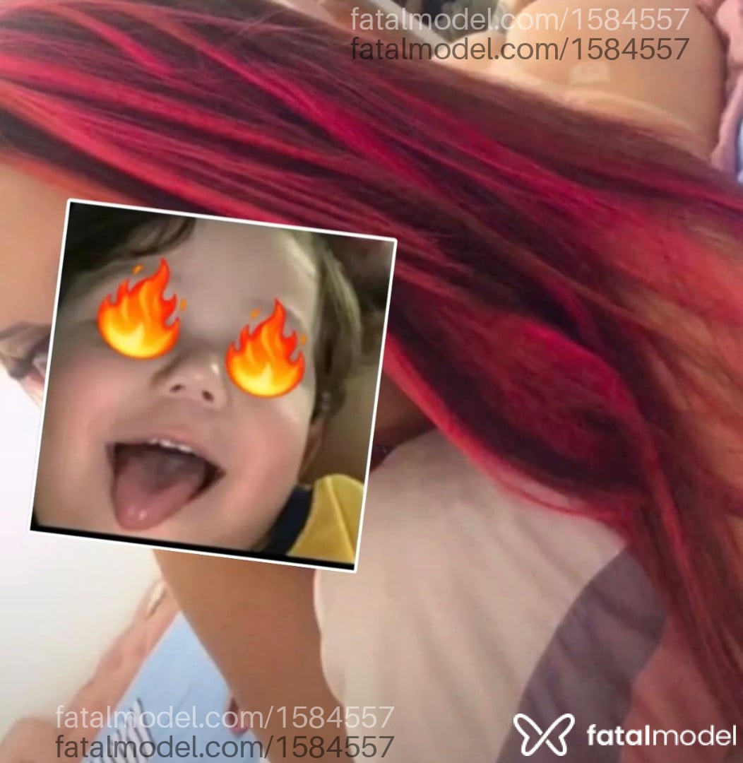 Acompanhante mulher com cabelo colorido de olhos castanhos em Várzea Grande Acompanhante mulher com cabelo colorido de olhos castanhos em Várzea Grande - Juliaaa
