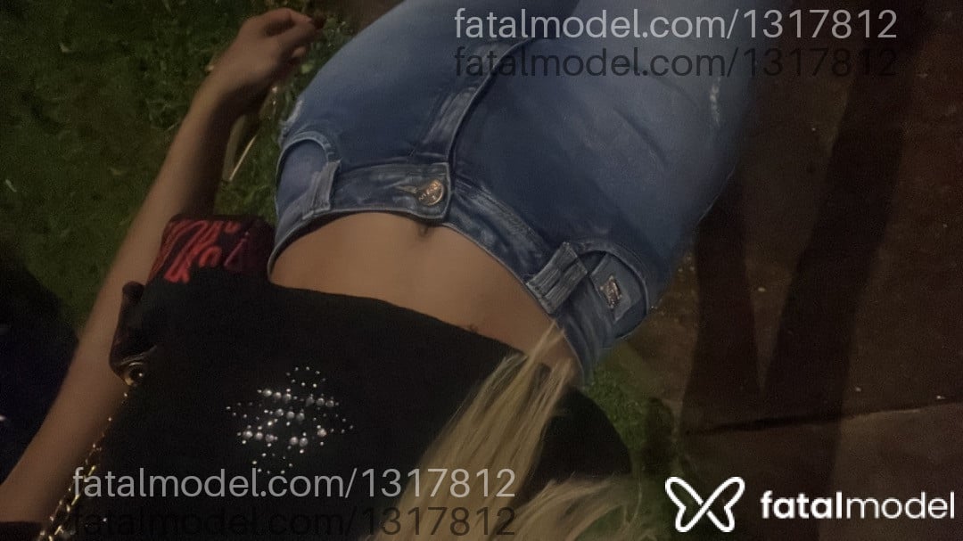 Acompanhante mulher trans loira (o) de olhos castanhos em Palmas - Secreta Confiavel