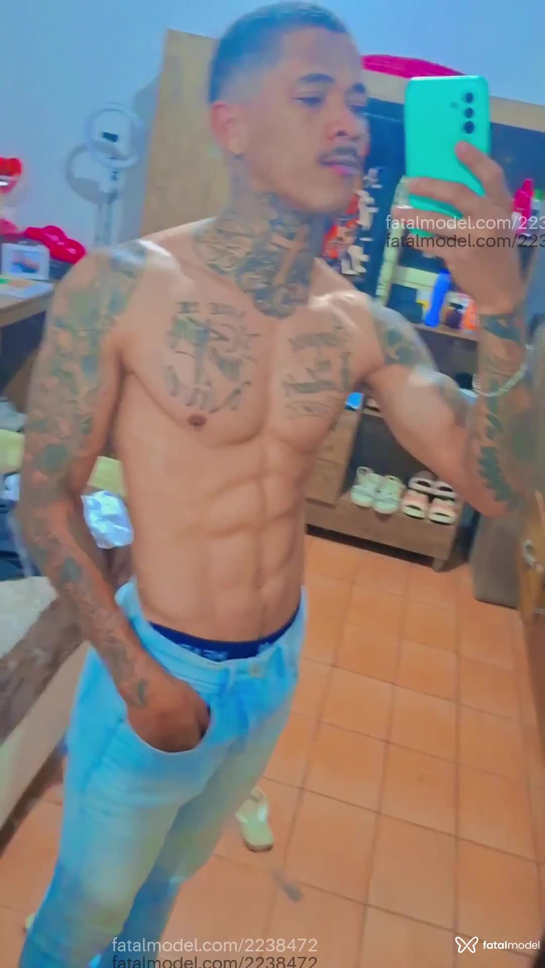 Acompanhante homem morena (o) de olhos mel em Goiânia - Mendes