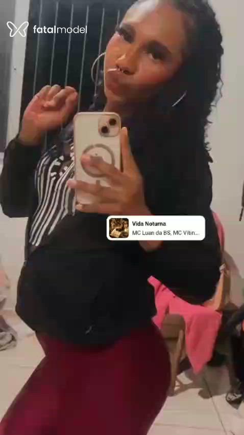 Acompanhante mulher trans morena (o) de olhos pretos em Parobé Acompanhante mulher trans morena (o) de olhos pretos em Parobé - Nickyy Soares