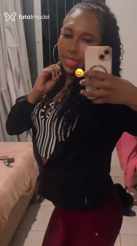 Acompanhante mulher trans morena (o) de olhos pretos em Parobé Acompanhante mulher trans morena (o) de olhos pretos em Parobé - Nickyy Soares