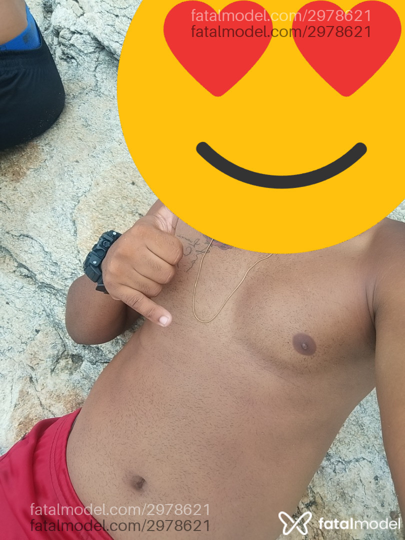 Acompanhante homem morena (o) de olhos castanhos - Junior Acompanhante homem morena (o) de olhos castanhos - Junior