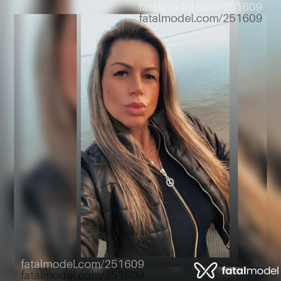 Acompanhante mulher loira (o) de olhos verdes - Nicole Andrade