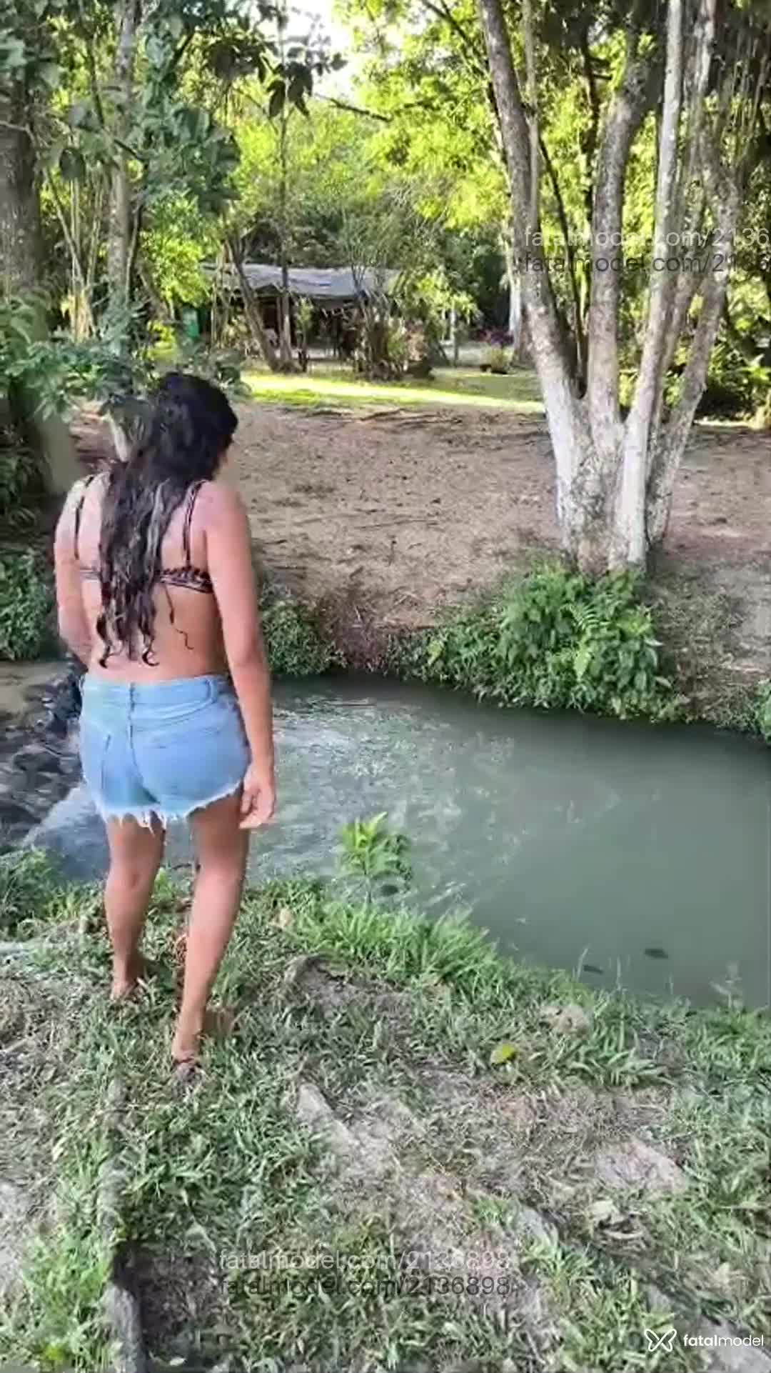 Acompanhante mulher morena (o) de olhos castanhos - Gisele
