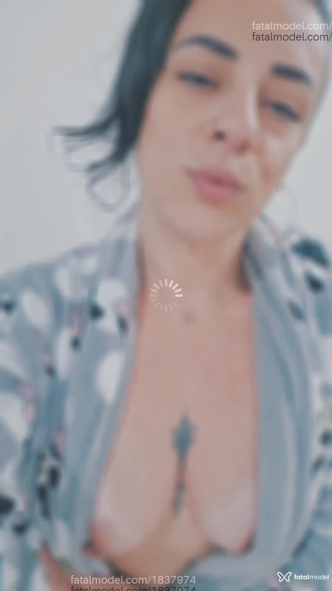 Acompanhante mulher morena (o) de olhos verdes - Larissa Acompanhante mulher morena (o) de olhos verdes - Larissa