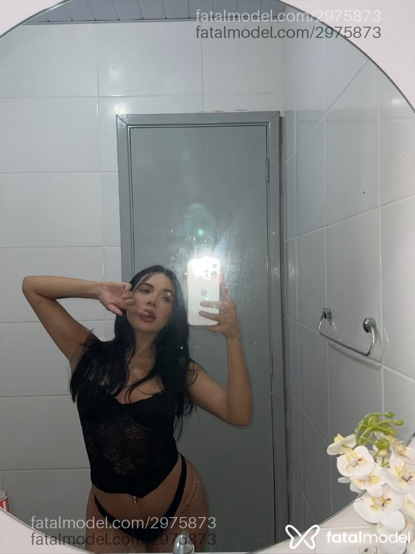 Acompanhante mulher morena (o) de olhos castanhos em Rolim de Moura - Lauram
