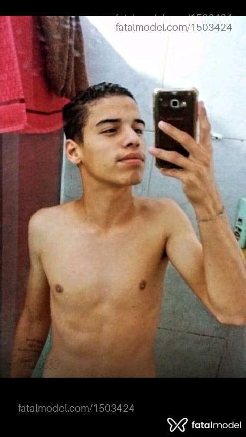 Acompanhante homem morena (o) de olhos castanhos em Francisco Beltrão - Luiz Henrique