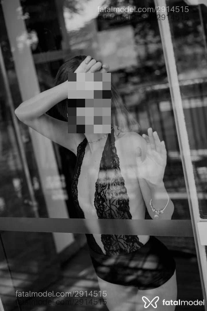 Acompanhante mulher ruiva (o) de olhos verdes em São Paulo - Lívia