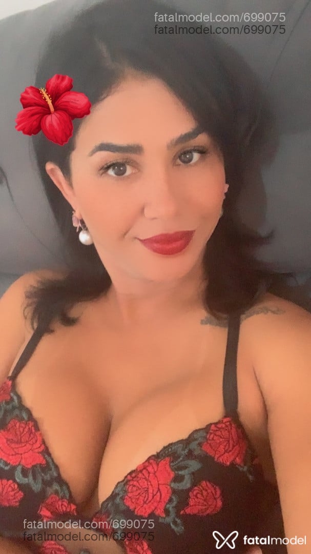 Acompanhante mulher trans morena (o) de olhos pretos em Ribeirão Preto - Amora Duarte