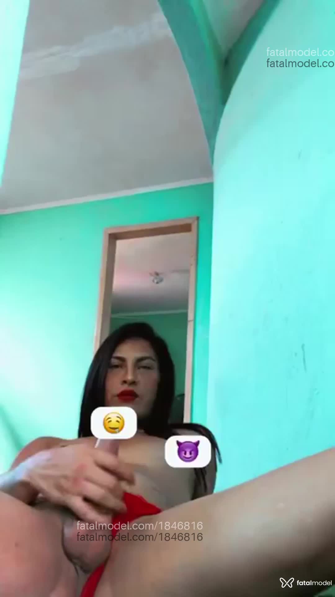 Acompanhante mulher trans morena (o) de olhos castanhos em Tianguá - Manu