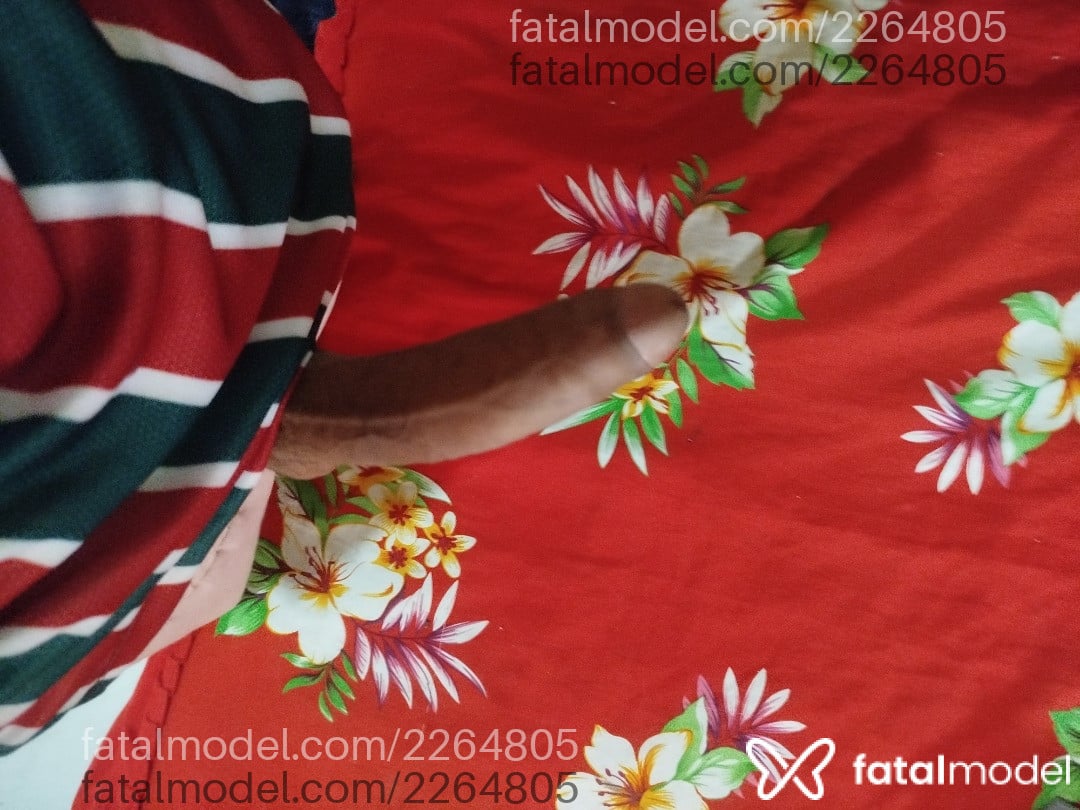 Acompanhante homem morena (o) de olhos castanhos em Uberlândia Acompanhante homem morena (o) de olhos castanhos em Uberlândia - Dominic