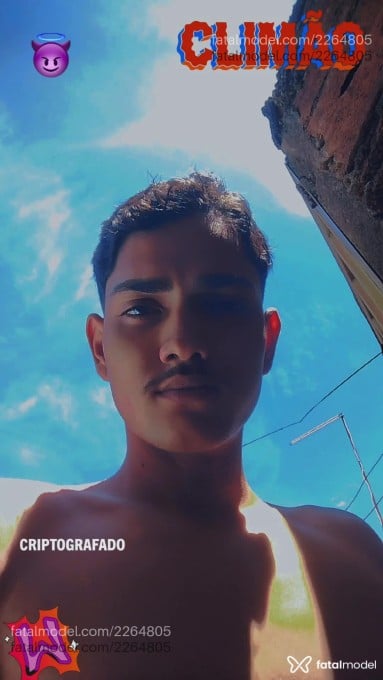 Acompanhante homem morena (o) de olhos castanhos em Uberlândia Acompanhante homem morena (o) de olhos castanhos em Uberlândia - Dominic